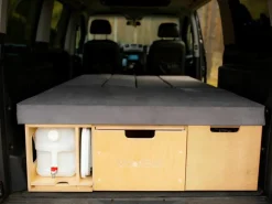 Moonbox 124 cm Modify Special Van Campingbox mit Tisch