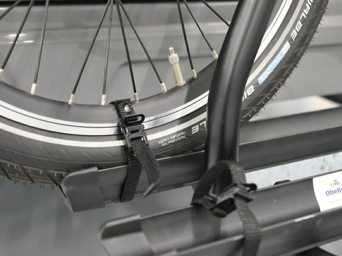 Obelink Front II Pro Fahrradträger - black
