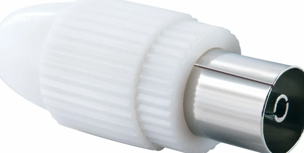 Schwaiger KST21 601 4 x IEC-Buchse
