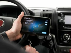 TomTom Go Camper Tour Navigation